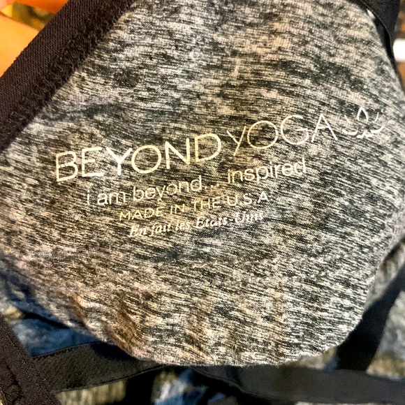 Beyond yoga strapped space dye tank - Picture 2 of 3